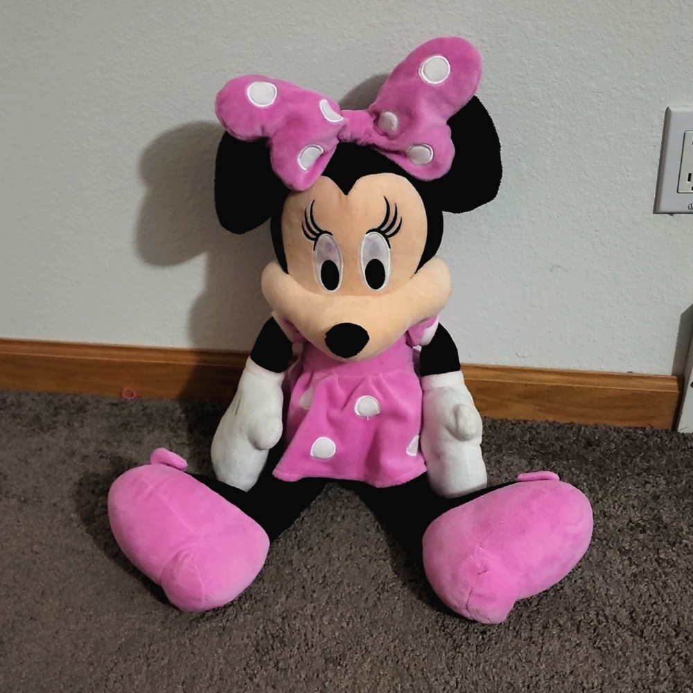 Minnie Mouse stuffed animal